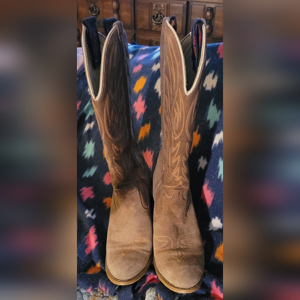 Dingo Leather Brown Heeled Boots for Women, Size 7M